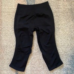 Lululemon Scrunchy Crop Leggings